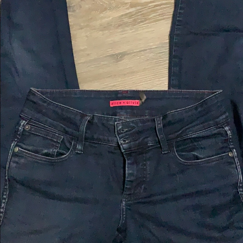 Alice and Olivia ankle zip skinny jeans size 6